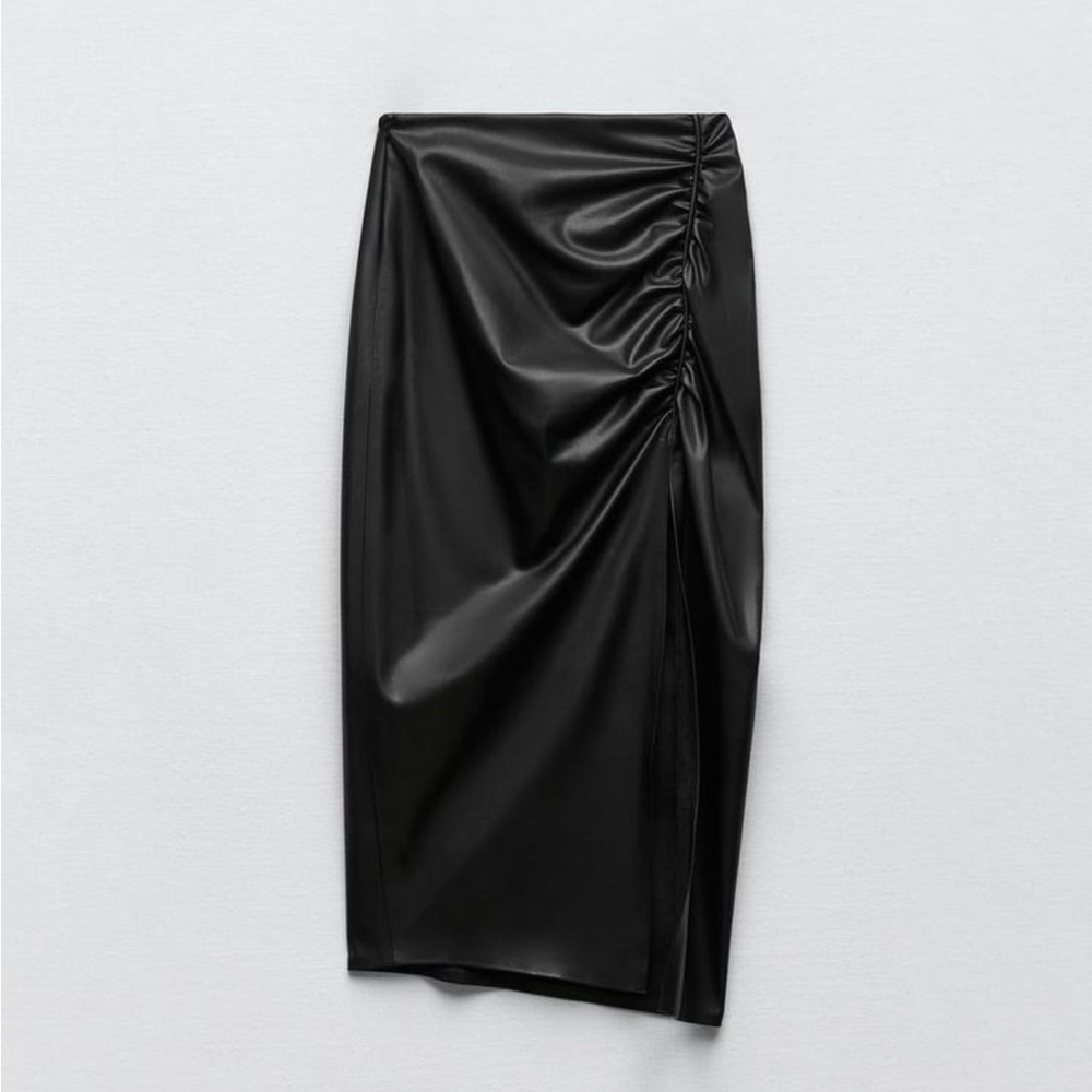 New Zara Ruched Faux Leather Skirt